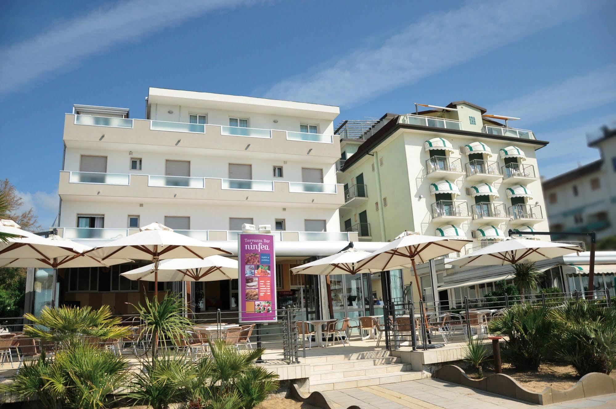 Hotel Columbia & Ninfea Lido di Jesolo Bagian luar foto